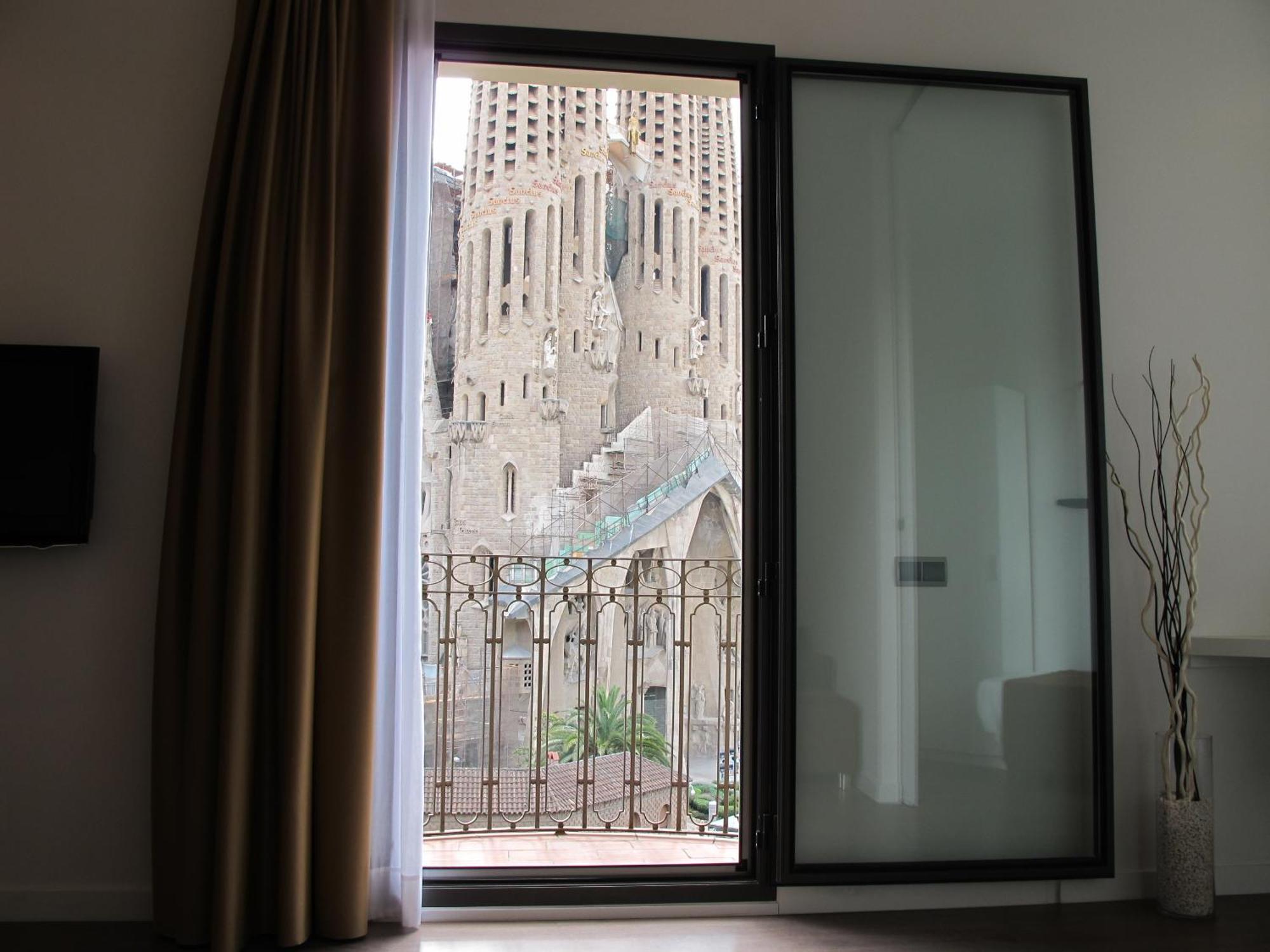 Barcelona4Seasons - Sagrada Familia — Photos 2